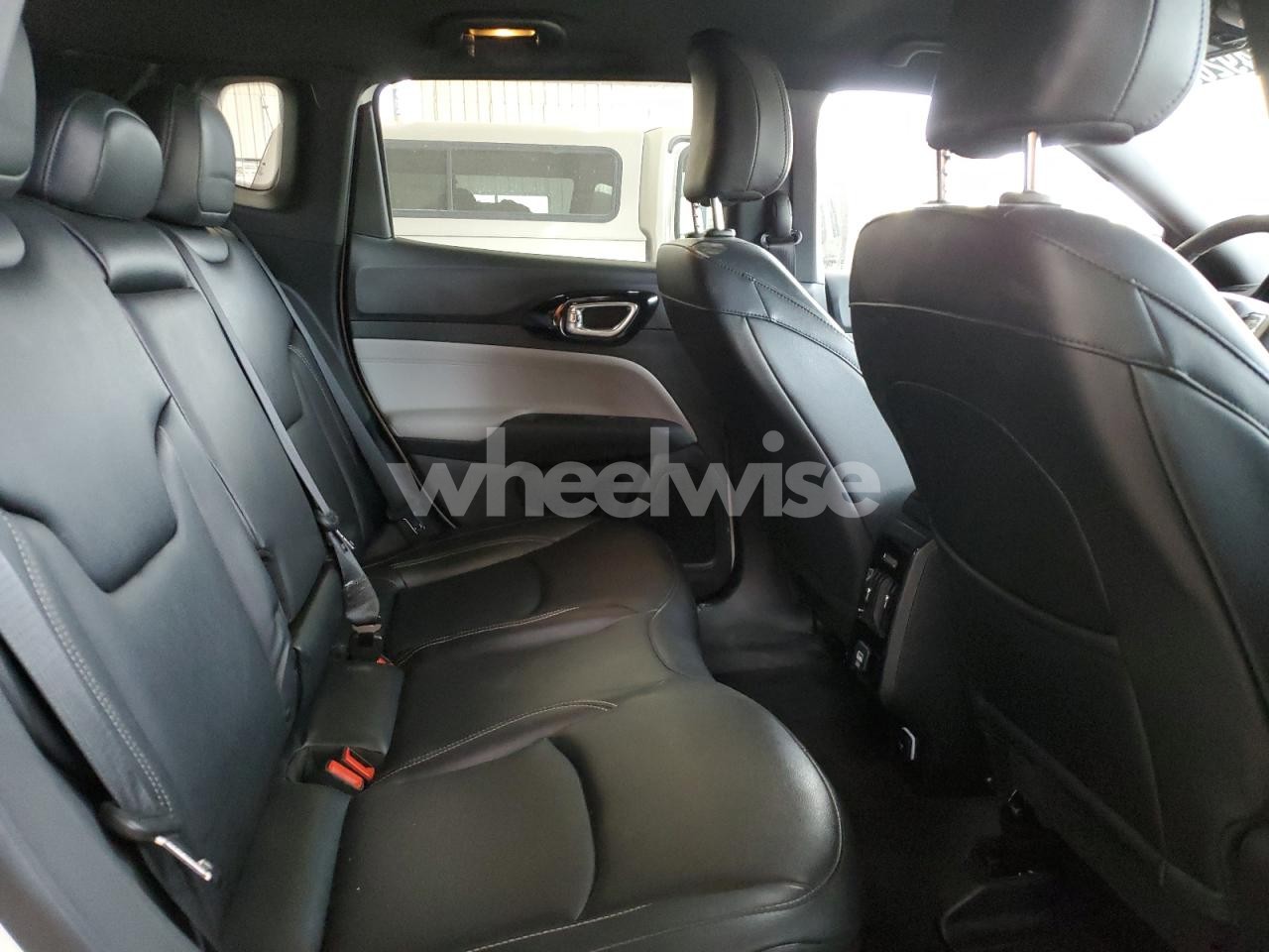 Photo 11 of 2025 JEEP COMPASS LIMITED (VIN 3C4NJDCN6ST593547)