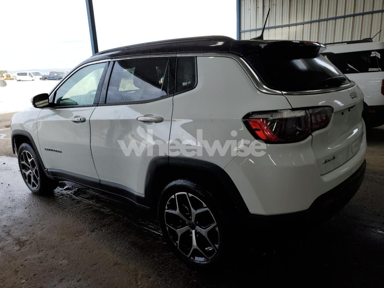 Photo 2 of 2025 JEEP COMPASS LIMITED (VIN 3C4NJDCN6ST593547)