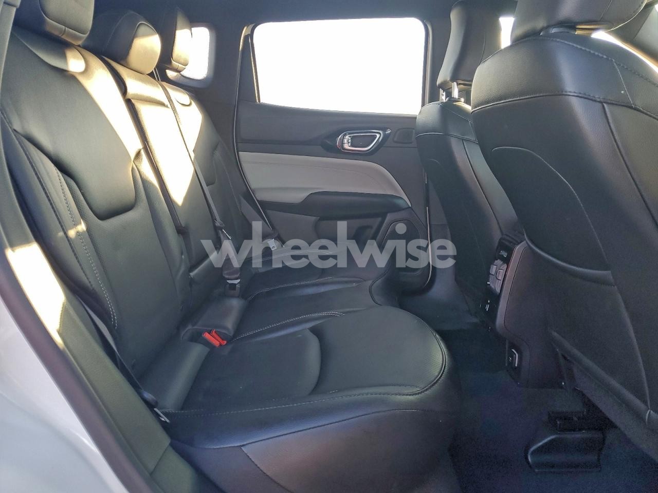 Photo 11 of 2025 JEEP COMPASS LIMITED (VIN 3C4NJDCN6ST615207)