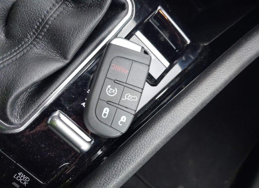 Photo 11 of 2023 Jeep Compass (RED) EDITION 4X4 (VIN 3C4NJDCN7PT511140)