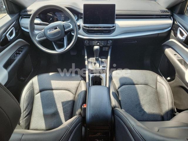 Photo 3 of 2025 JEEP COMPASS LIMITED (VIN 3C4NJDCN7ST512796)