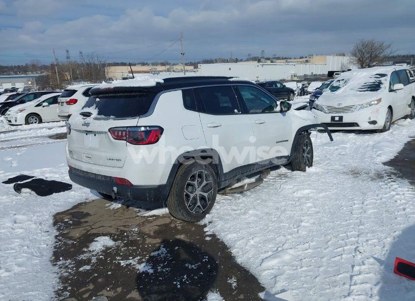 Photo 4 of 2024 Jeep Compass LIMITED 4X4 (VIN 3C4NJDCN8RT174058)