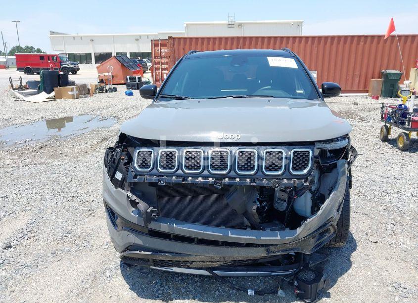 Photo 12 of 2024 Jeep Compass LIMITED 4X4 (VIN 3C4NJDCN8RT596315)