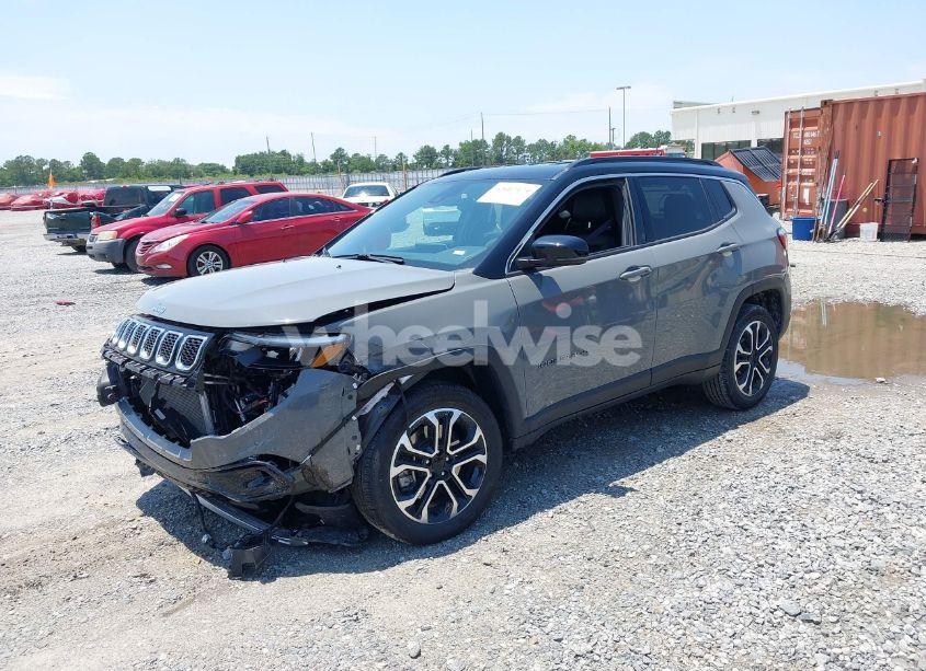 Photo 2 of 2024 Jeep Compass LIMITED 4X4 (VIN 3C4NJDCN8RT596315)