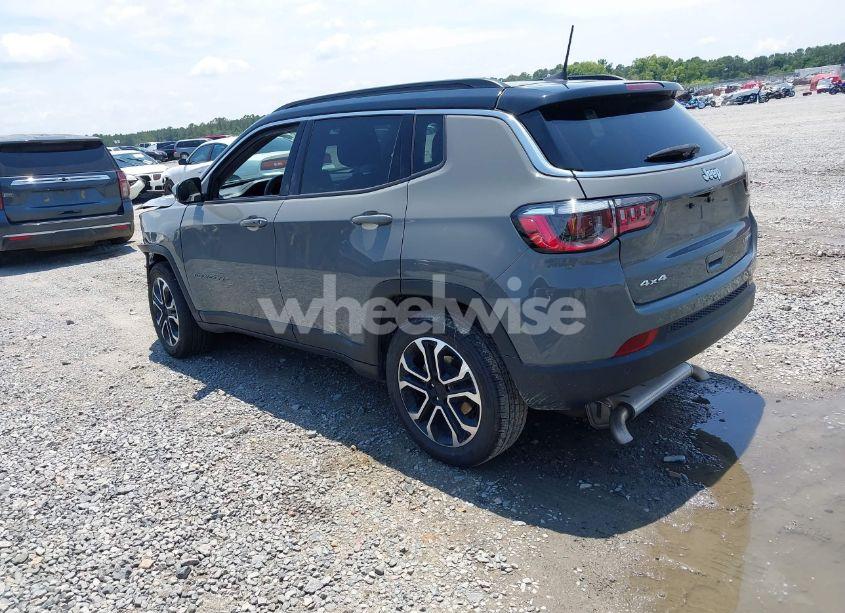 Photo 3 of 2024 Jeep Compass LIMITED 4X4 (VIN 3C4NJDCN8RT596315)