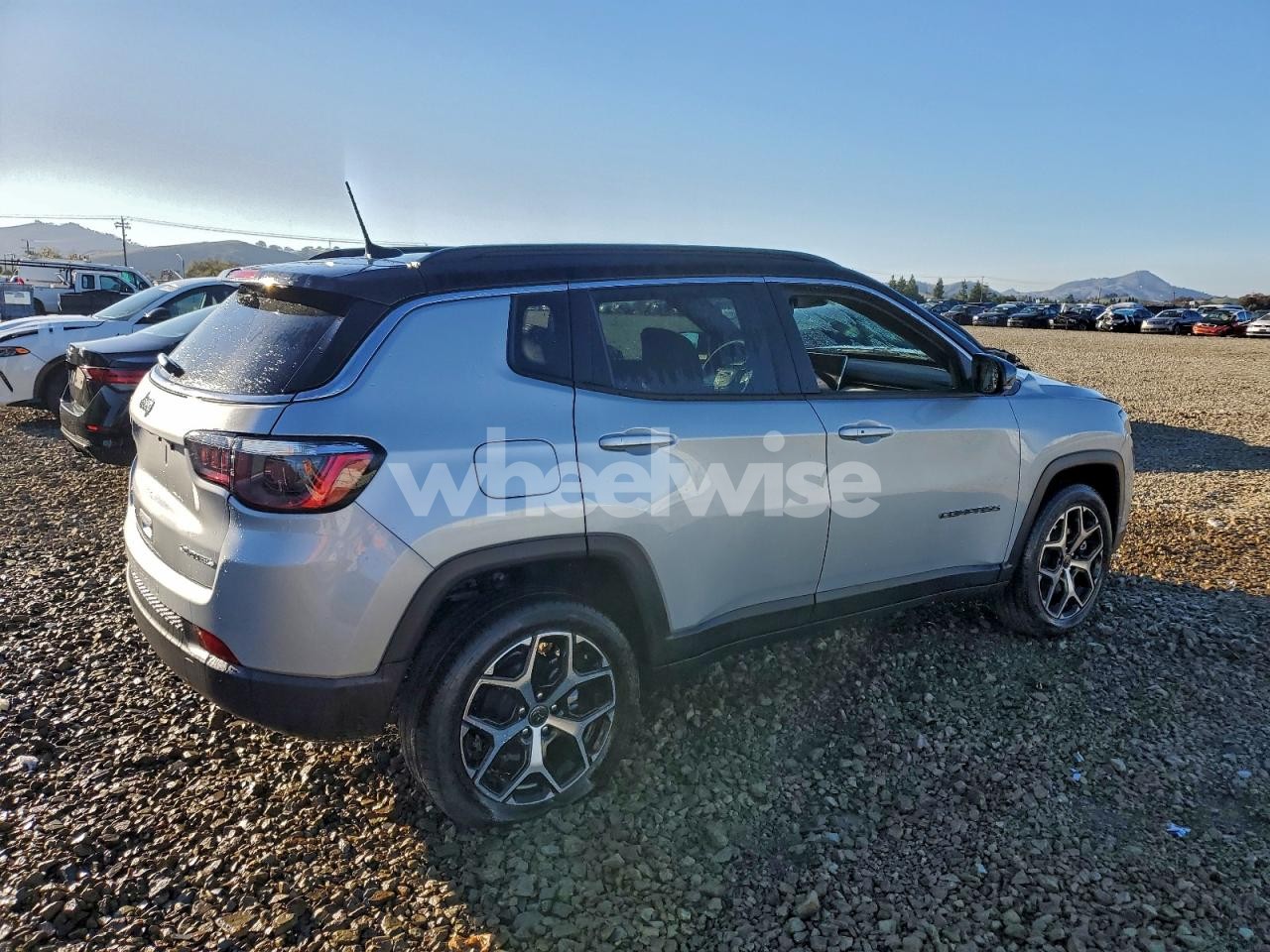 Photo 3 of 2025 JEEP COMPASS LIMITED (VIN 3C4NJDCN8ST578158)