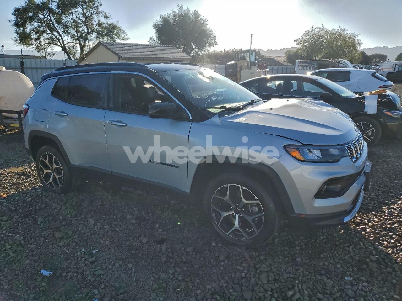 Photo 4 of 2025 JEEP COMPASS LIMITED (VIN 3C4NJDCN8ST578158)