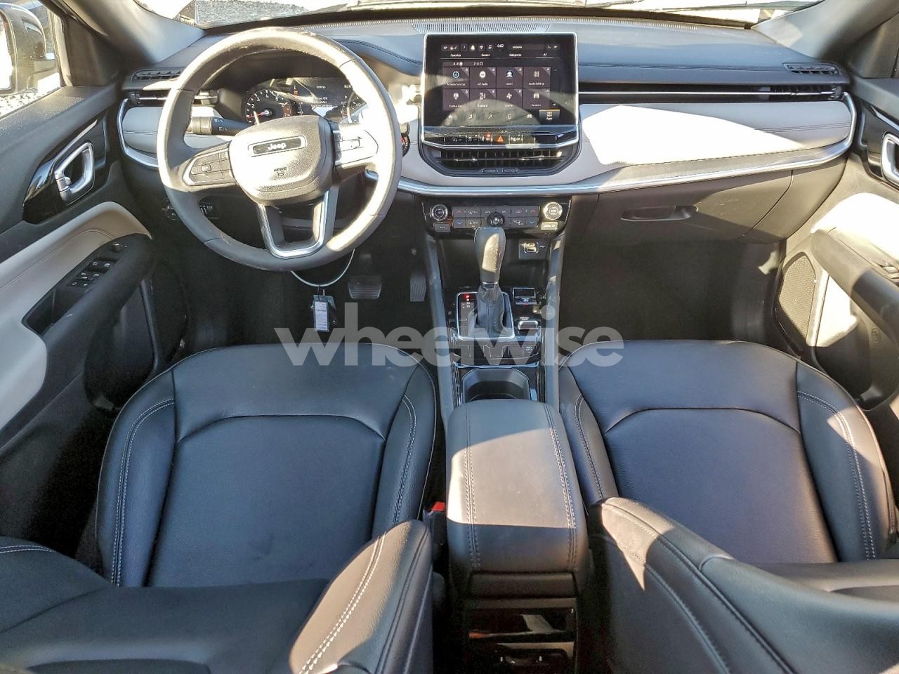 Photo 8 of 2025 JEEP COMPASS LIMITED (VIN 3C4NJDCN8ST578158)