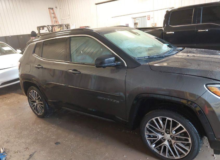 Photo 13 of 2023 Jeep Compass LIMITED 4X4 (VIN 3C4NJDCN9PT519255)