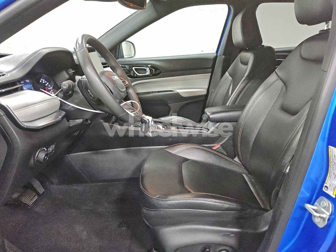 Photo 7 of 2024 JEEP COMPASS LIMITED (VIN 3C4NJDCN9RT134541)