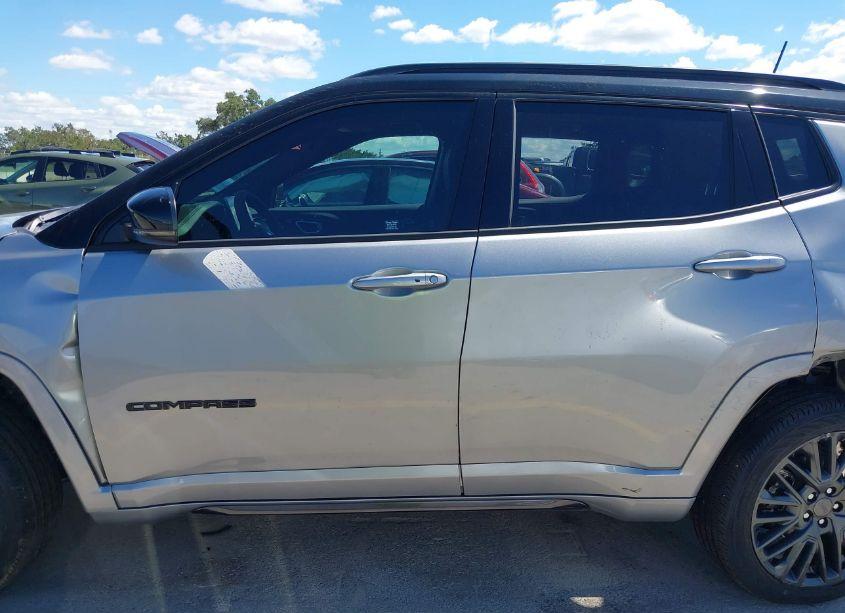 Photo 14 of 2024 Jeep Compass LIMITED 4X4 (VIN 3C4NJDCN9RT597599)