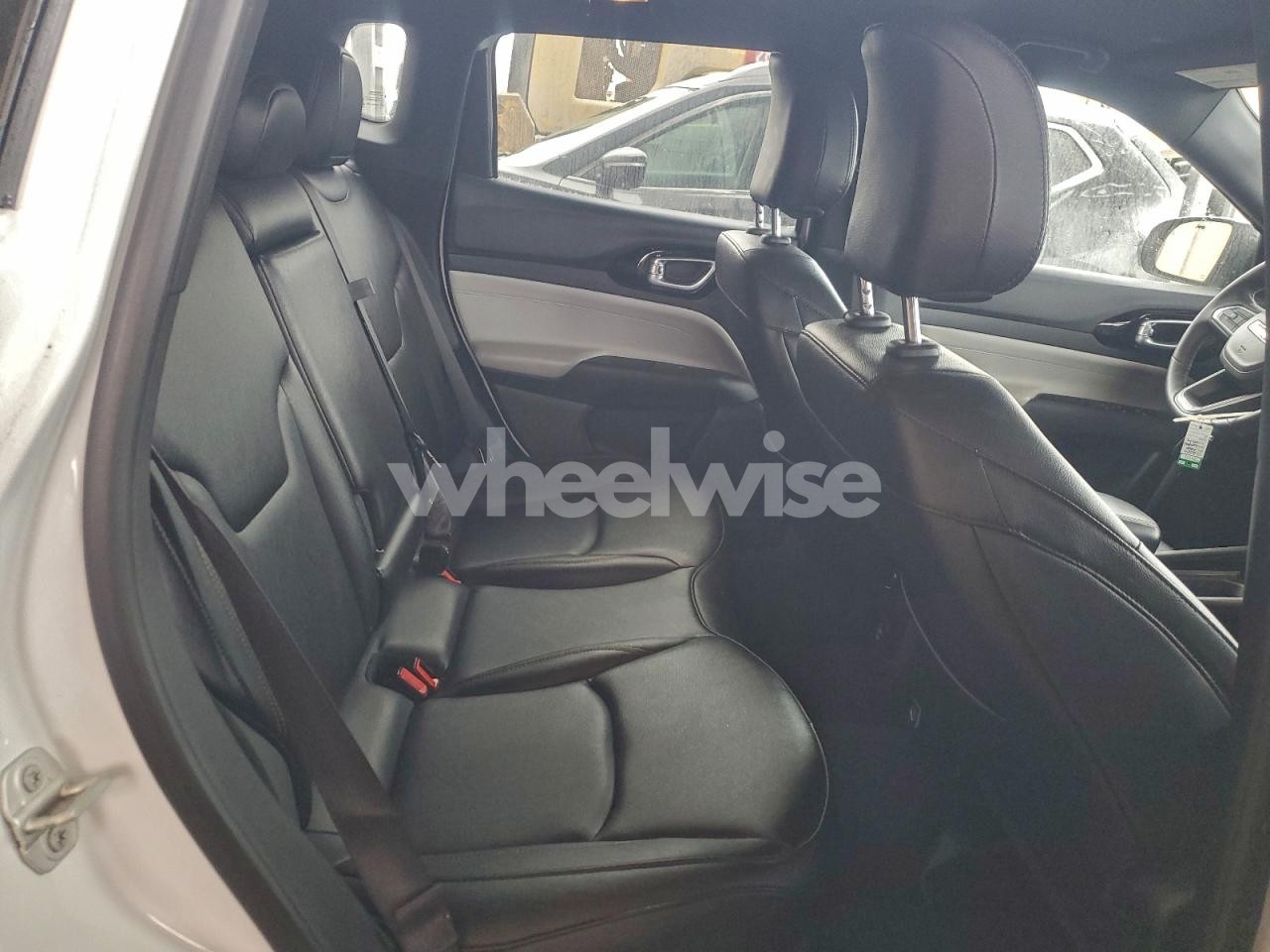 Photo 11 of 2024 JEEP COMPASS LIMITED (VIN 3C4NJDCN9RT610710)