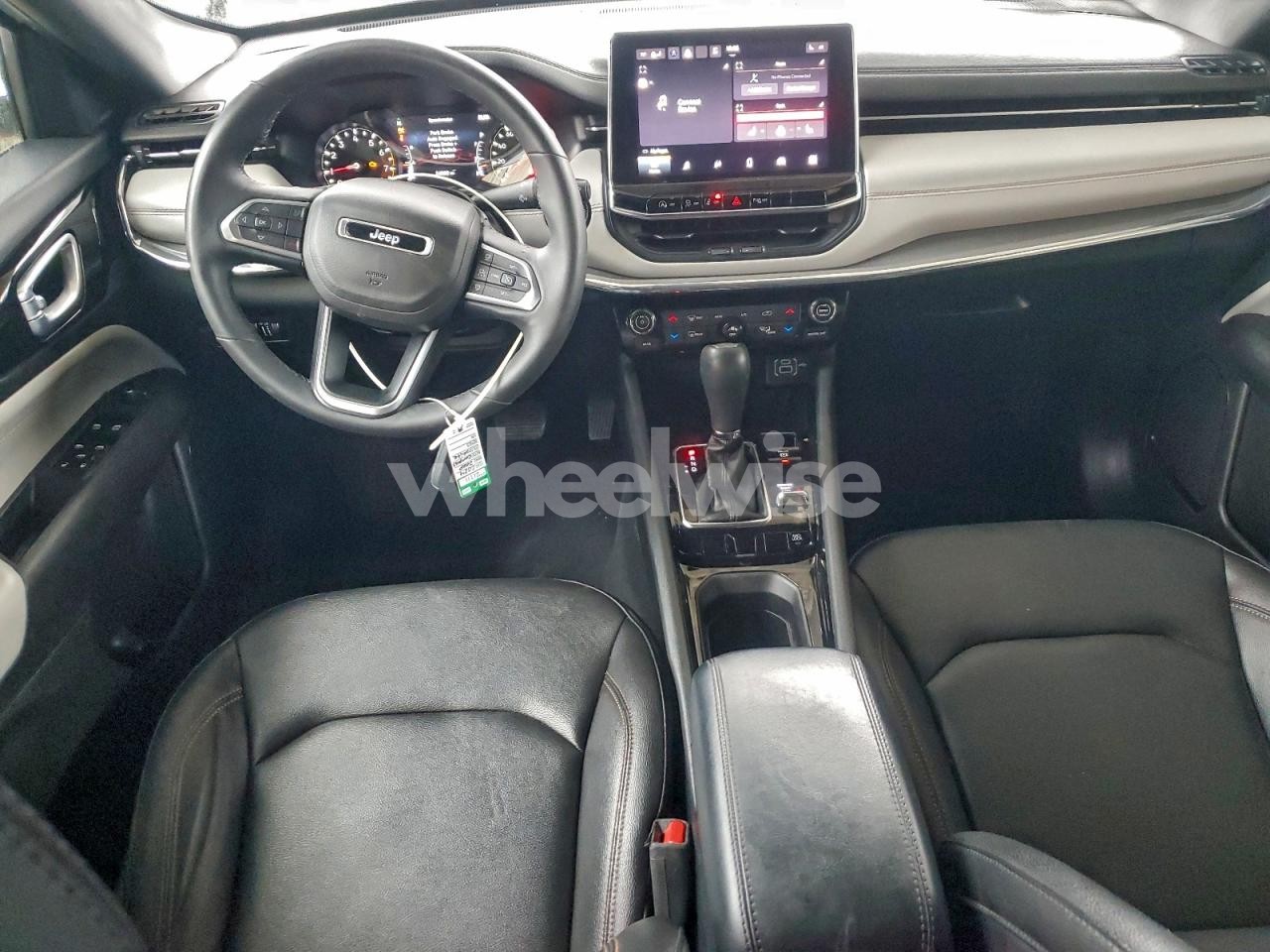 Photo 8 of 2024 JEEP COMPASS LIMITED (VIN 3C4NJDCN9RT610710)