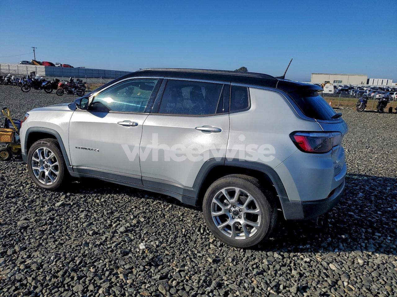 Photo 2 of 2025 JEEP COMPASS LIMITED (VIN 3C4NJDCN9ST507406)