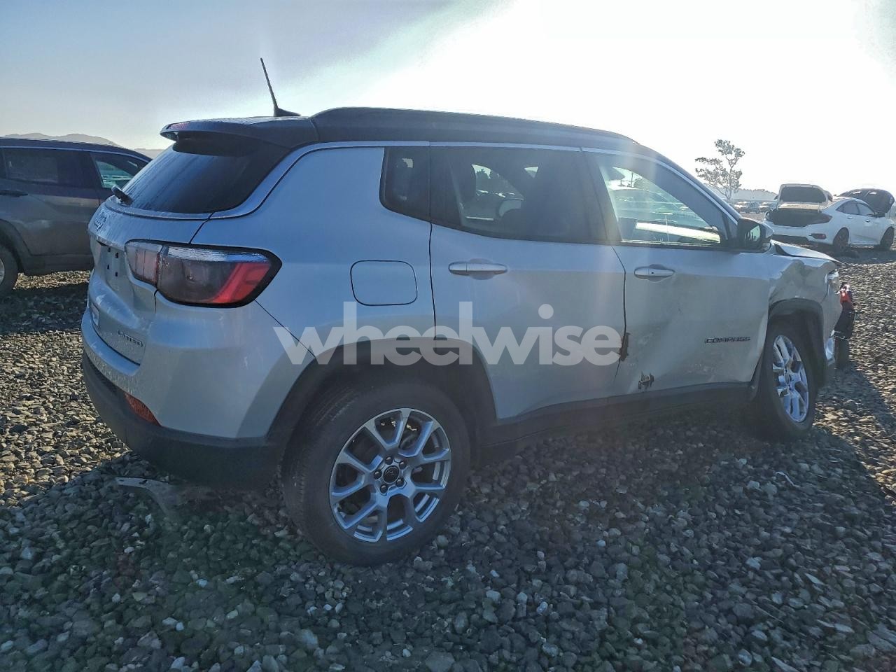 Photo 3 of 2025 JEEP COMPASS LIMITED (VIN 3C4NJDCN9ST507406)