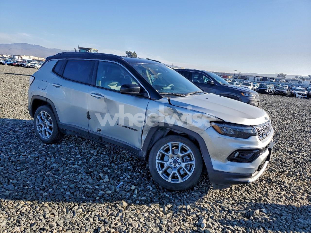 Photo 4 of 2025 JEEP COMPASS LIMITED (VIN 3C4NJDCN9ST507406)