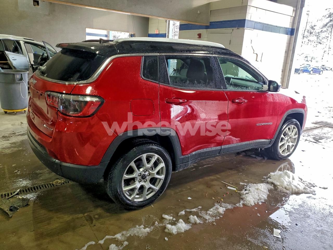 Photo 3 of 2025 JEEP COMPASS LIMITED (VIN 3C4NJDCN9ST513139)
