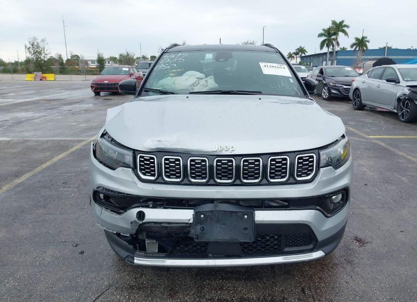Photo 12 of 2024 Jeep Compass LIMITED 4X4 (VIN 3C4NJDCNXRT125475)