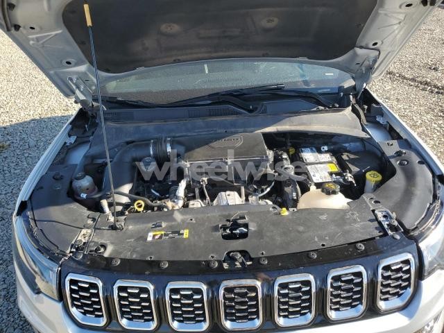 Photo 8 of 2025 JEEP COMPASS LIMITED (VIN 3C4NJDCNXST510637)