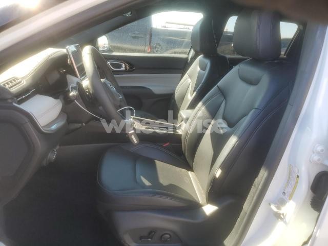 Photo 12 of 2025 JEEP COMPASS LIMITED (VIN 3C4NJDCNXST556713)