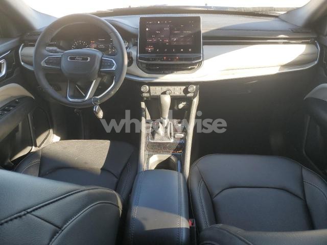 2025 JEEP COMPASS LIMITED (VIN 3C4NJDCNXST584527) main photo