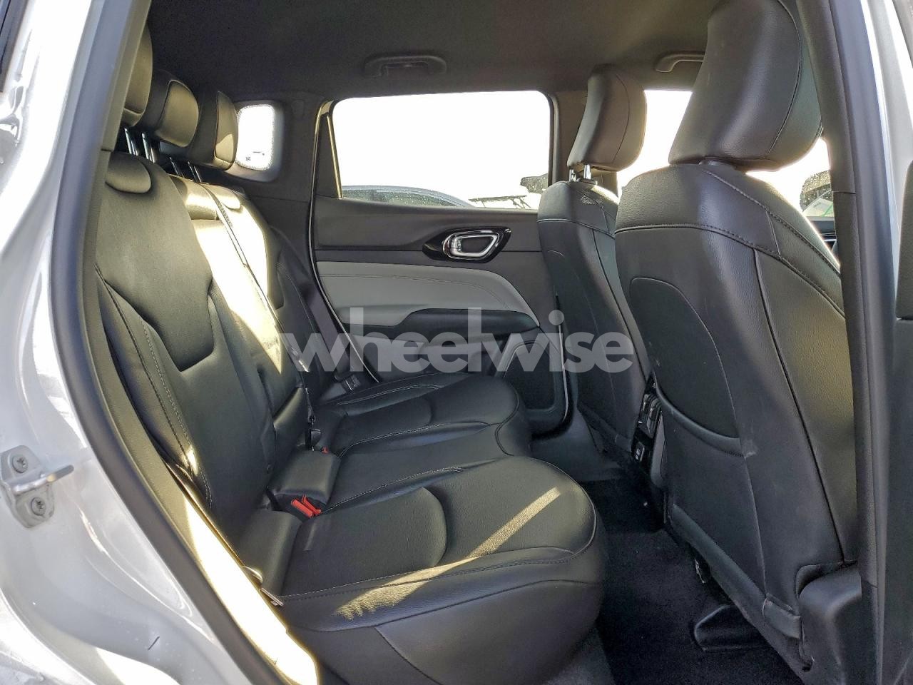 Photo 11 of 2025 JEEP COMPASS LIMITED (VIN 3C4NJDCNXST594765)