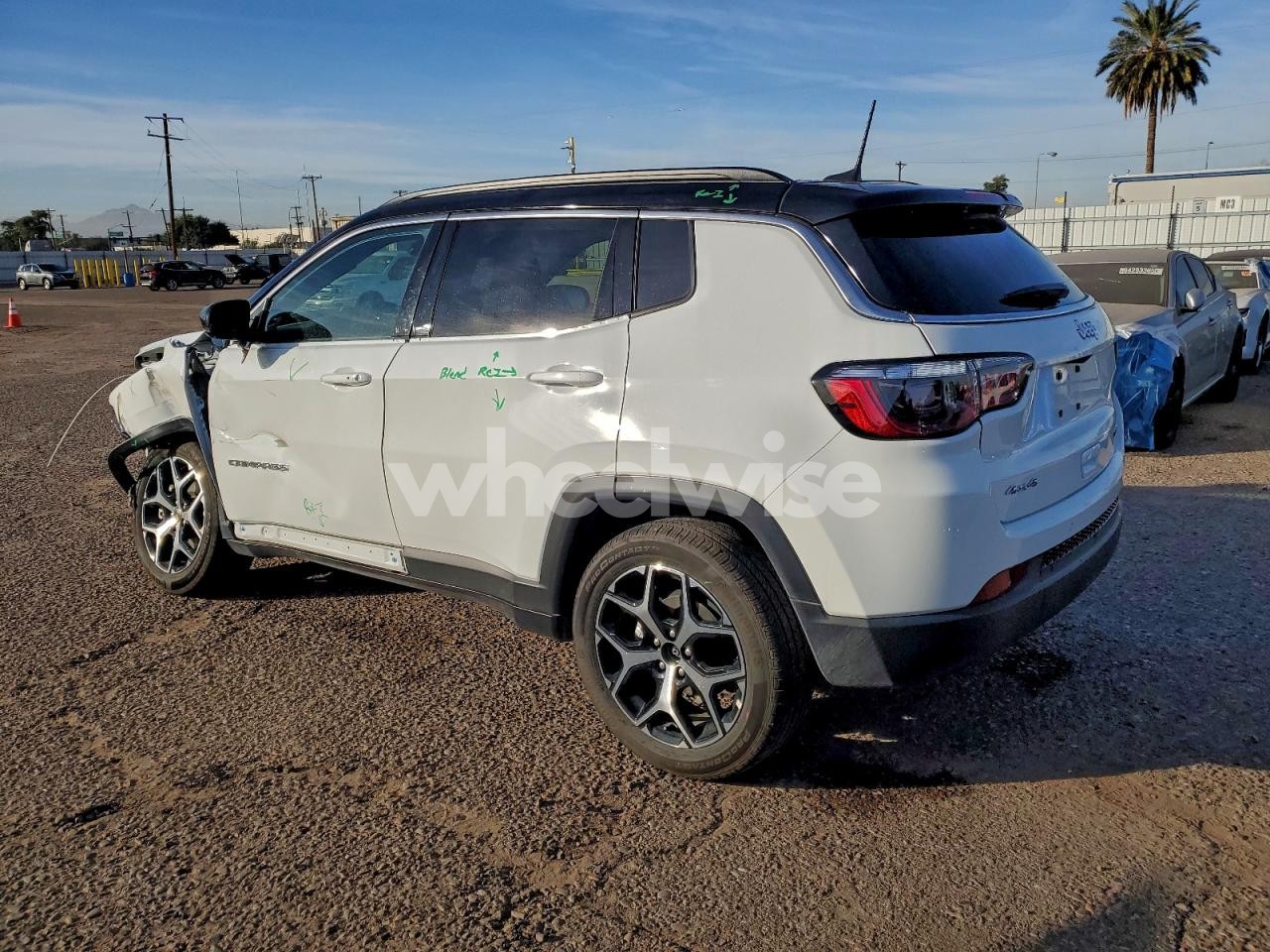 Photo 2 of 2025 JEEP COMPASS LIMITED (VIN 3C4NJDCNXST594765)