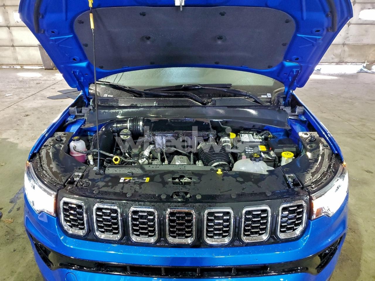 Photo 12 of 2025 JEEP COMPASS LIMITED (VIN 3C4NJDCNXST624895)