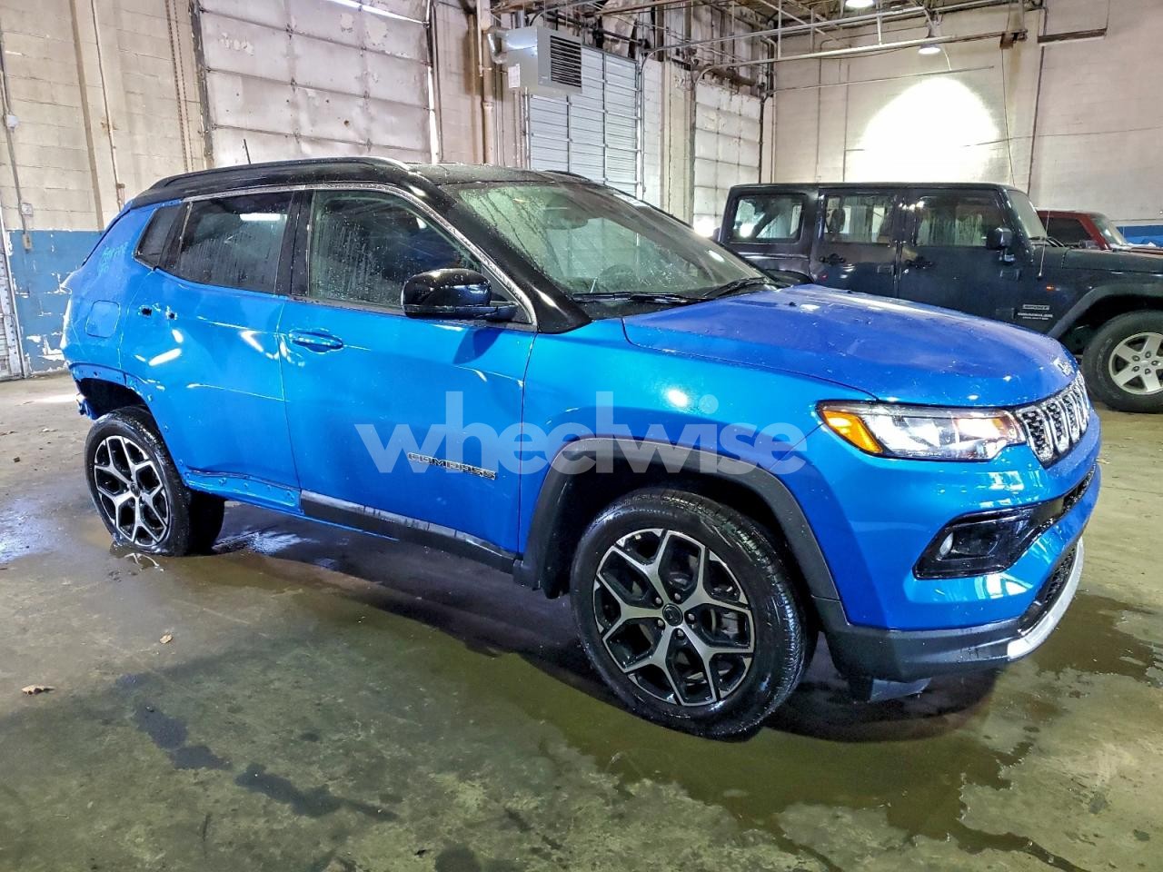 Photo 4 of 2025 JEEP COMPASS LIMITED (VIN 3C4NJDCNXST624895)