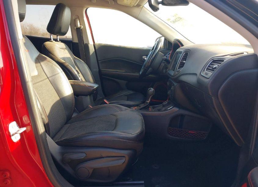 Photo 5 of 2018 Jeep Compass TRAILHAWK (VIN 3C4NJDDB0JT451729)