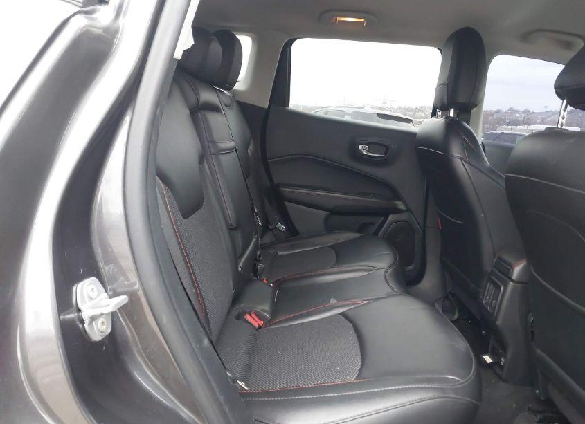 Photo 8 of 2019 Jeep Compass TRAILHAWK 4X4 (VIN 3C4NJDDB0KT627860)