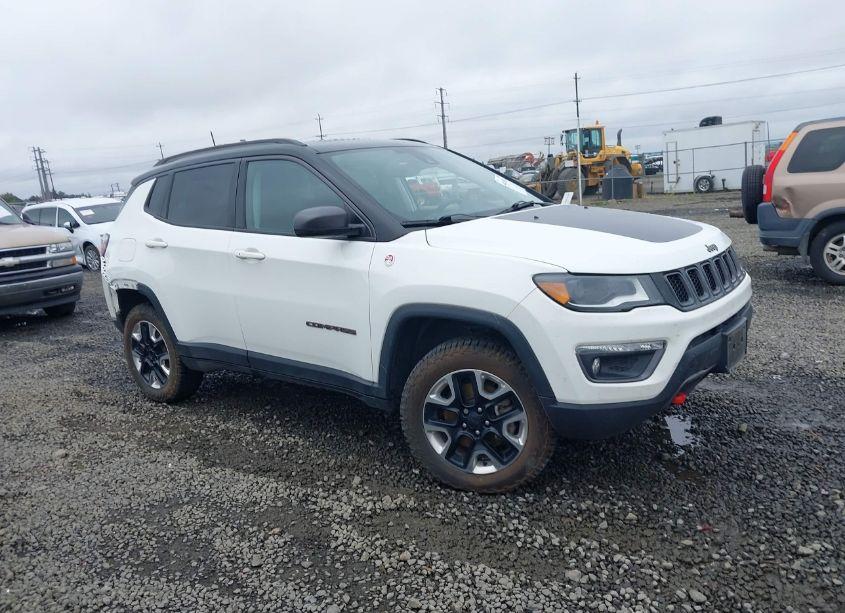 2017 Jeep New COMPASS TRAILHAWK 4X4 (VIN 3C4NJDDB1HT660259) main photo