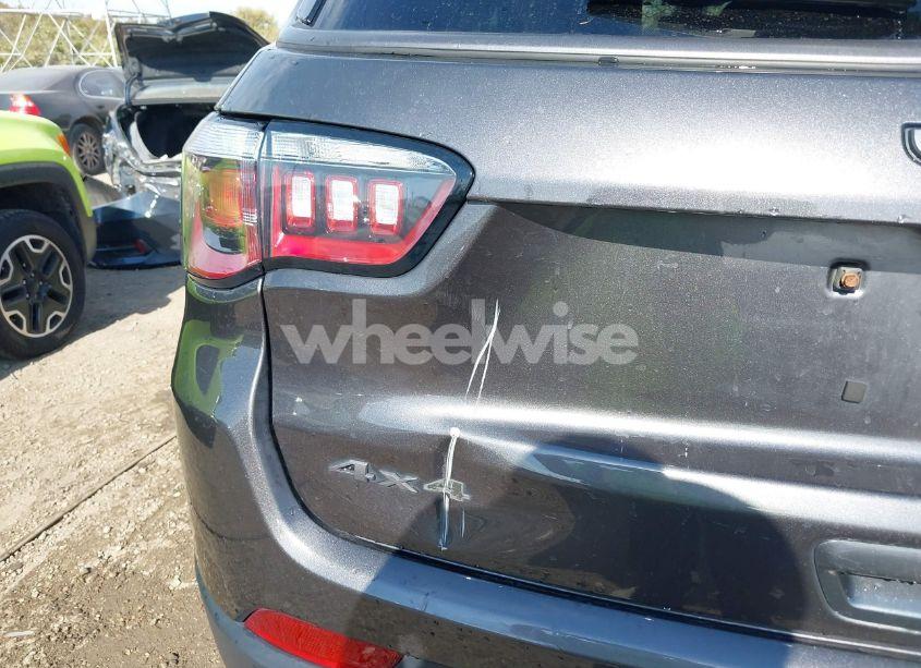 Photo 18 of 2018 Jeep Compass TRAILHAWK 4X4 (VIN 3C4NJDDB1JT232066)