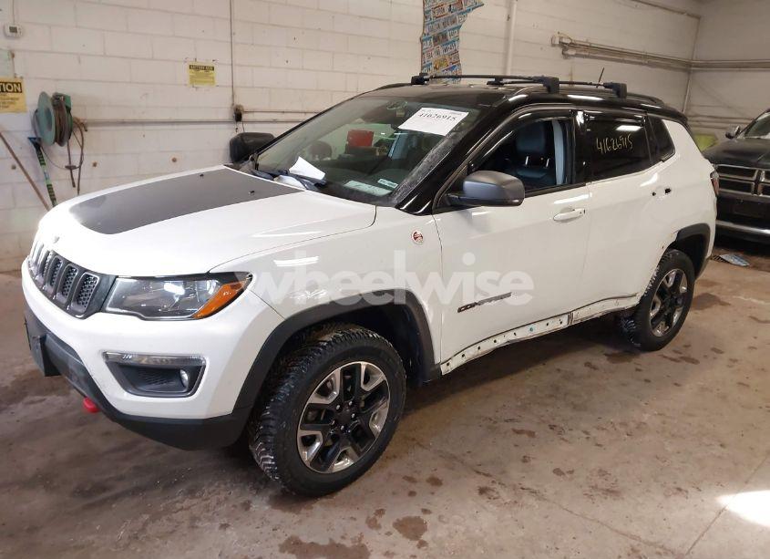 Photo 2 of 2018 Jeep Compass TRAILHAWK 4X4 (VIN 3C4NJDDB1JT451013)