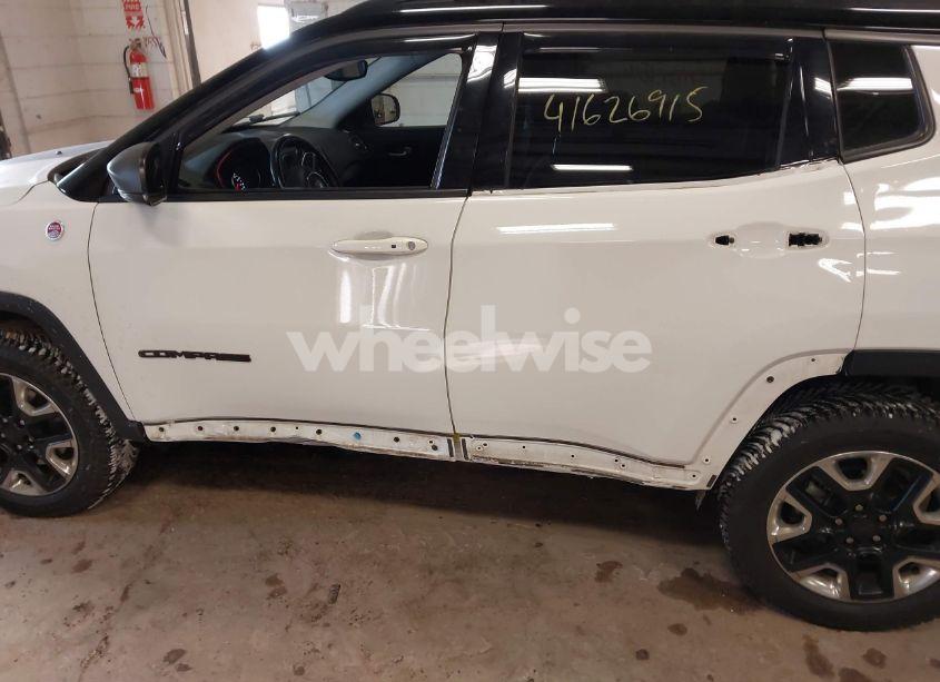 Photo 6 of 2018 Jeep Compass TRAILHAWK 4X4 (VIN 3C4NJDDB1JT451013)