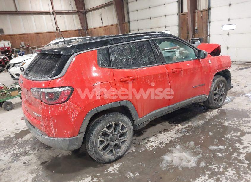 Photo 4 of 2018 Jeep Compass TRAILHAWK 4X4 (VIN 3C4NJDDB1JT501523)