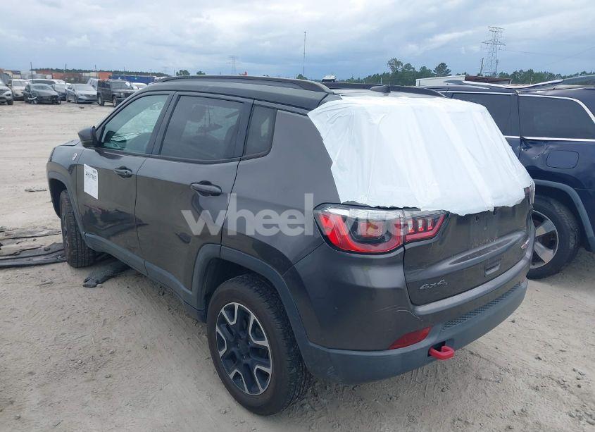 Photo 3 of 2019 Jeep Compass TRAILHAWK 4X4 (VIN 3C4NJDDB1KT740099)