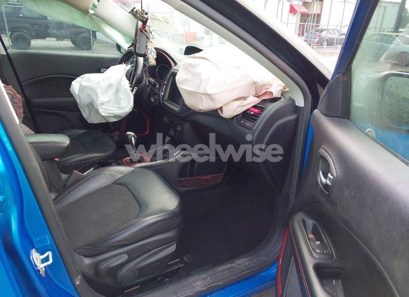 Photo 5 of 2020 Jeep Compass TRAILHAWK 4X4 (VIN 3C4NJDDB1LT141818)