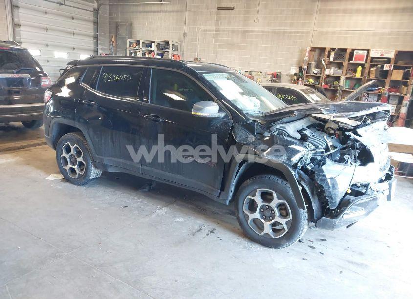 2022 Jeep Compass TRAILHAWK 4X4 (VIN 3C4NJDDB1NT146570) main photo