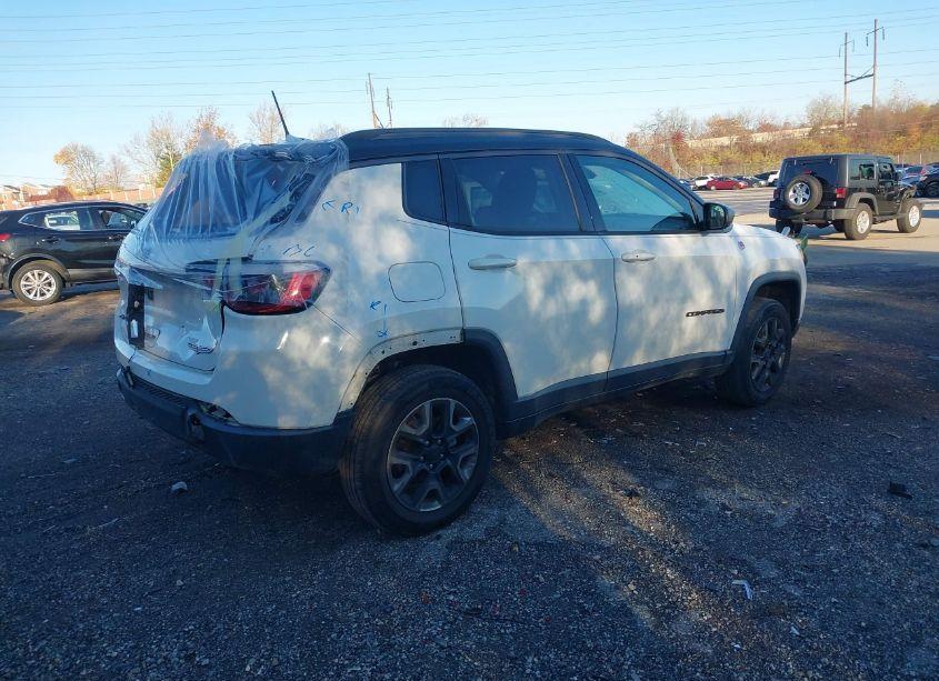 Photo 4 of 2018 Jeep Compass TRAILHAWK 4X4 (VIN 3C4NJDDB2JT417615)