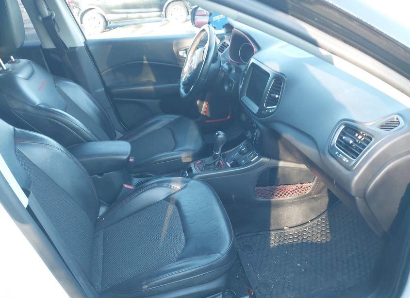 Photo 5 of 2018 Jeep Compass TRAILHAWK 4X4 (VIN 3C4NJDDB2JT417615)