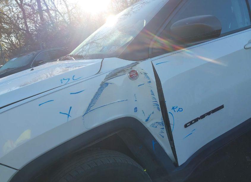 Photo 6 of 2018 Jeep Compass TRAILHAWK 4X4 (VIN 3C4NJDDB2JT417615)