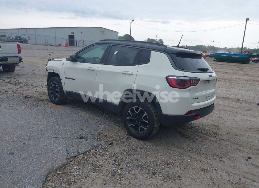 Photo 3 of 2019 Jeep Compass TRAILHAWK 4X4 (VIN 3C4NJDDB2KT671066)