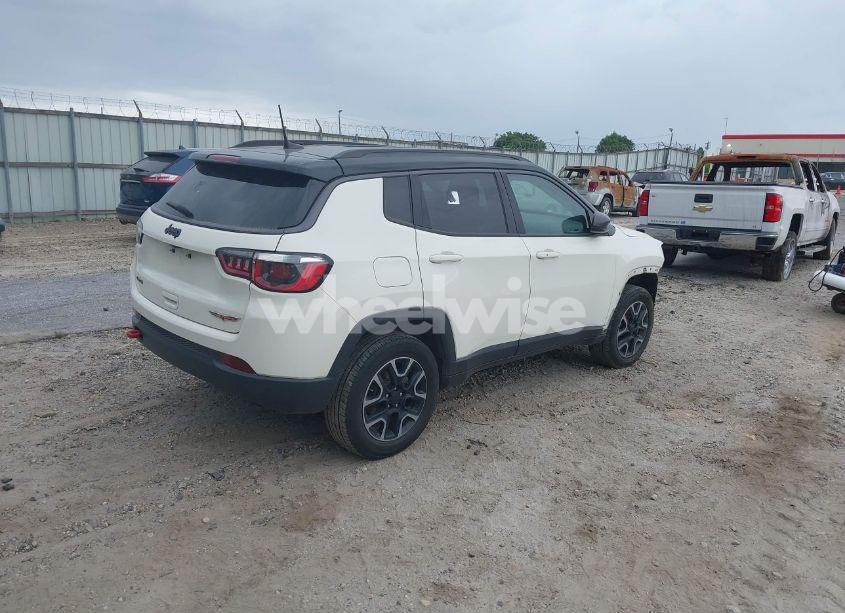 Photo 4 of 2019 Jeep Compass TRAILHAWK 4X4 (VIN 3C4NJDDB2KT671066)