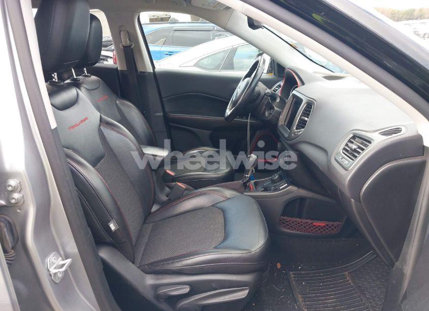 Photo 5 of 2019 Jeep Compass TRAILHAWK 4X4 (VIN 3C4NJDDB2KT739690)