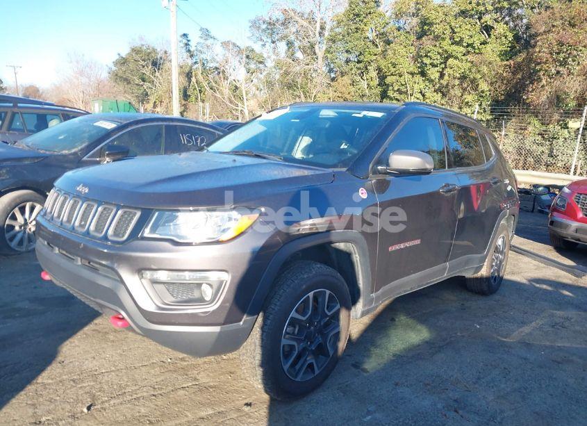 Photo 2 of 2019 Jeep Compass TRAILHAWK 4X4 (VIN 3C4NJDDB2KT739950)