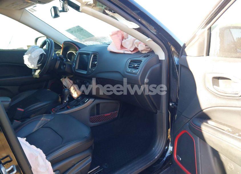 Photo 5 of 2020 Jeep Compass TRAILHAWK 4X4 (VIN 3C4NJDDB2LT123005)