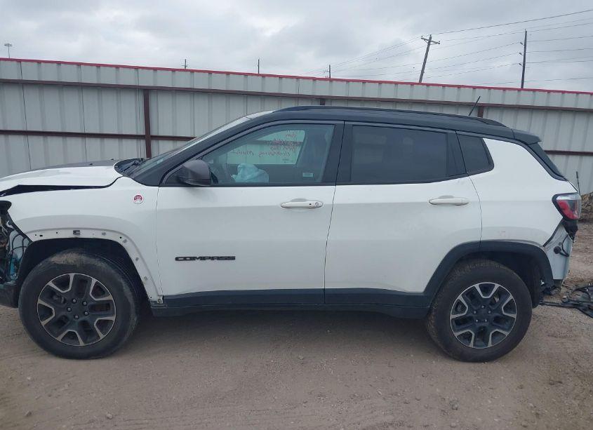 Photo 15 of 2020 Jeep Compass TRAILHAWK 4X4 (VIN 3C4NJDDB2LT166954)