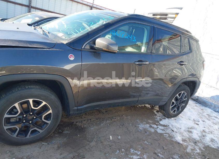 Photo 15 of 2019 Jeep Compass TRAILHAWK 4X4 (VIN 3C4NJDDB3KT602029)