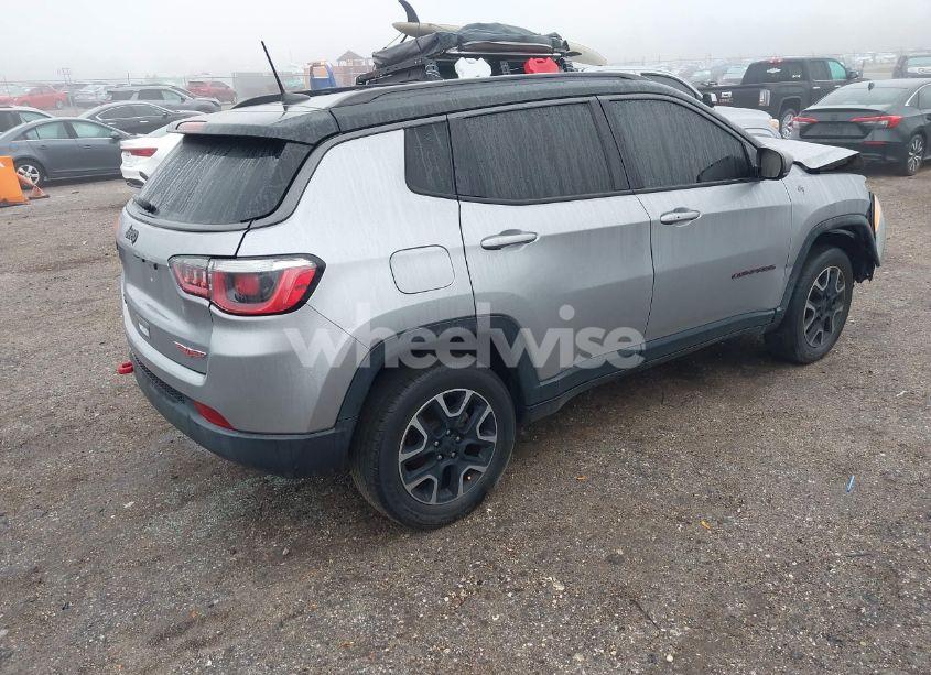 Photo 4 of 2019 Jeep Compass TRAILHAWK 4X4 (VIN 3C4NJDDB3KT671464)